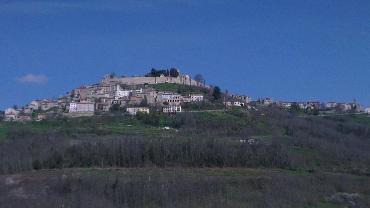 Ruine-Motovun Dh Villa Luaran gambar